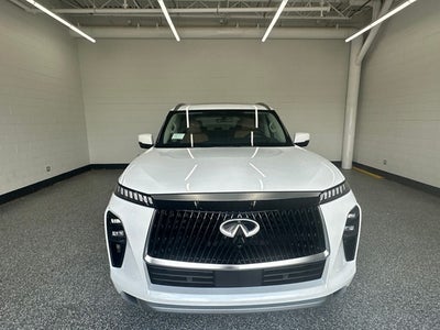 2027 INFINITI QX80 LUXE