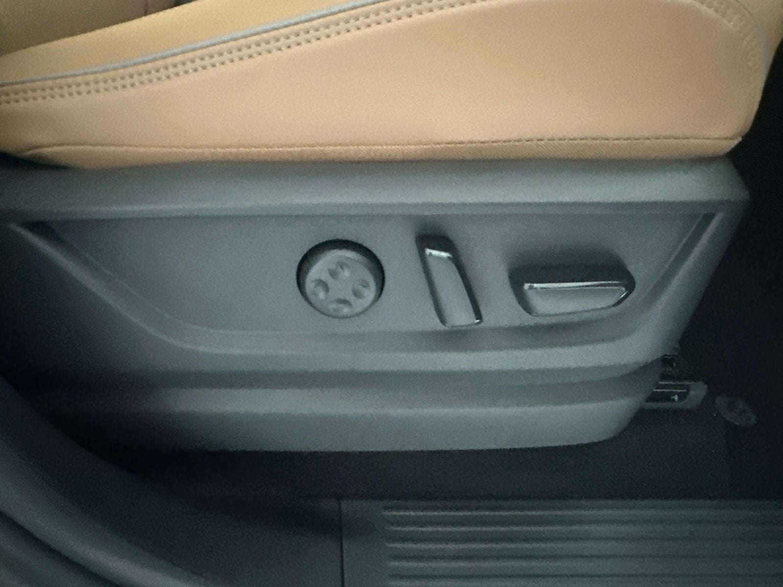2027 INFINITI QX80 LUXE