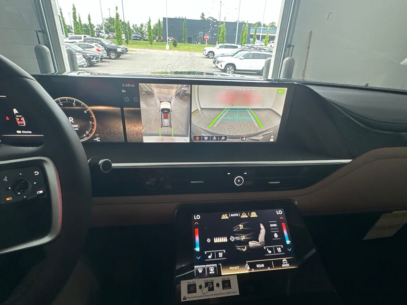2027 INFINITI QX80 LUXE