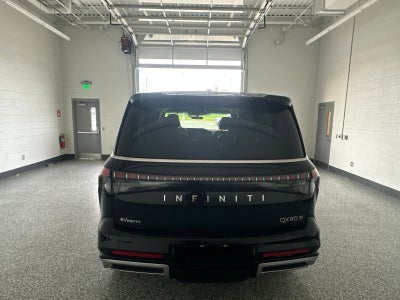2027 INFINITI QX80 LUXE