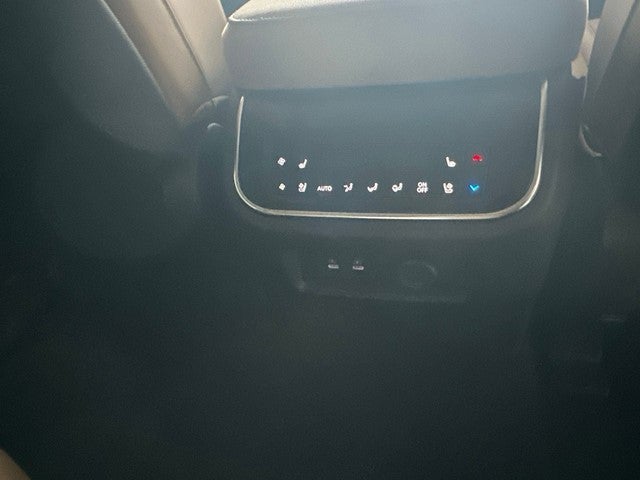 2027 INFINITI QX80 LUXE
