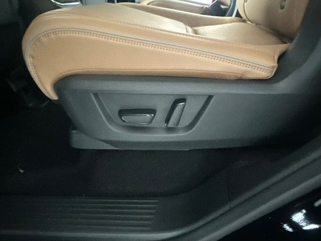 2027 INFINITI QX80 LUXE
