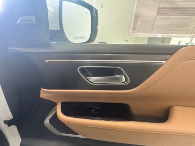 2027 INFINITI QX80 LUXE