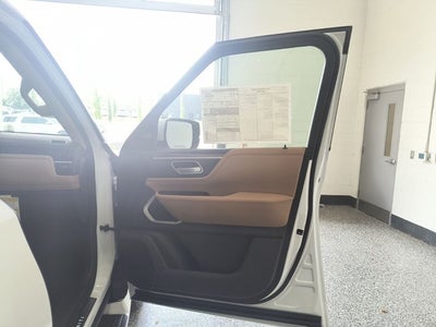 2027 INFINITI QX80 LUXE