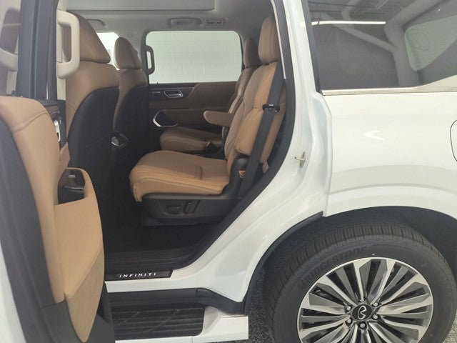 2027 INFINITI QX80 LUXE