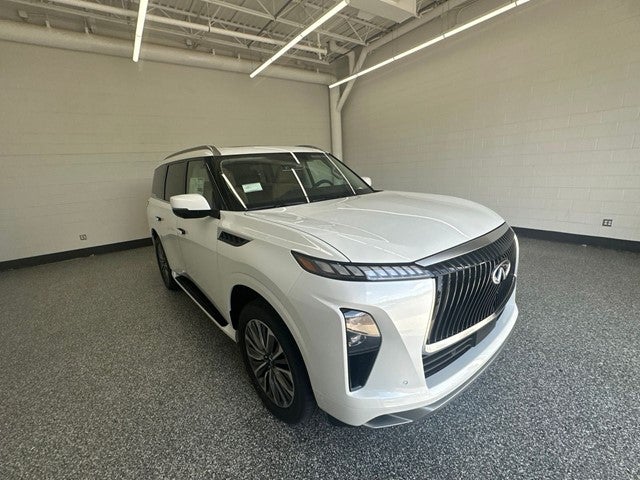 2027 INFINITI QX80 LUXE