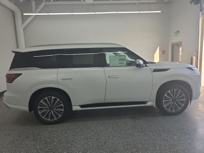 2026 INFINITI QX80 LUXE