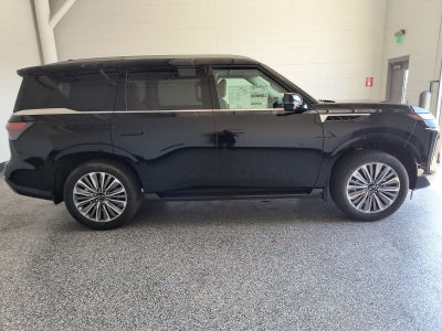 2027 INFINITI QX80 LUXE
