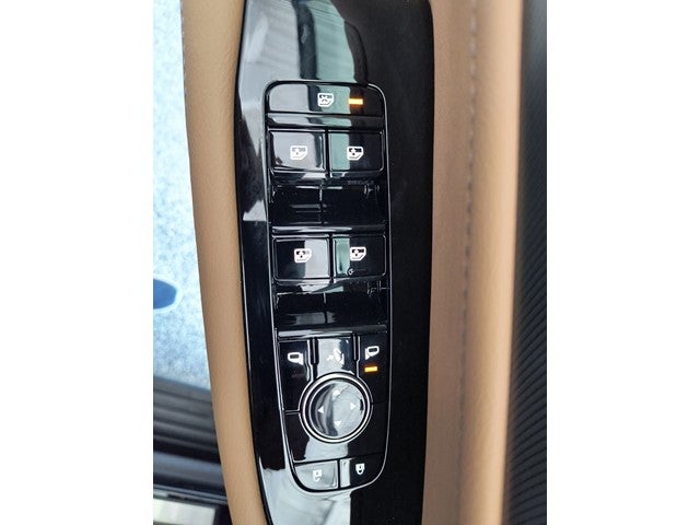 2027 INFINITI QX80 LUXE