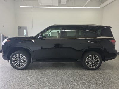 2026 INFINITI QX80 LUXE