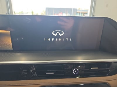 2026 INFINITI QX80 LUXE