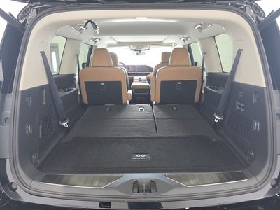 2026 INFINITI QX80 LUXE