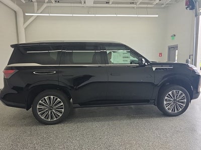 2026 INFINITI QX80 LUXE