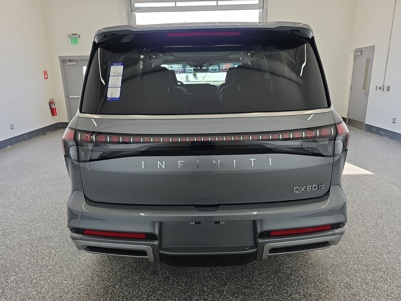 2026 INFINITI QX80 LUXE