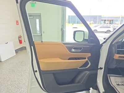 2026 INFINITI QX80 LUXE