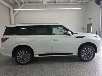2026 INFINITI QX80 LUXE