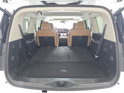 2026 INFINITI QX80 LUXE