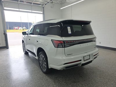 2026 INFINITI QX80 LUXE