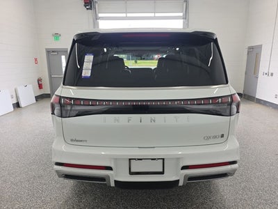 2026 INFINITI QX80 LUXE