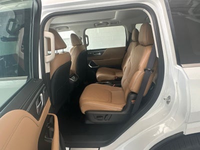 2027 INFINITI QX80 LUXE