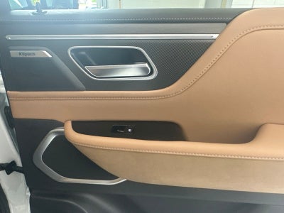 2027 INFINITI QX80 LUXE