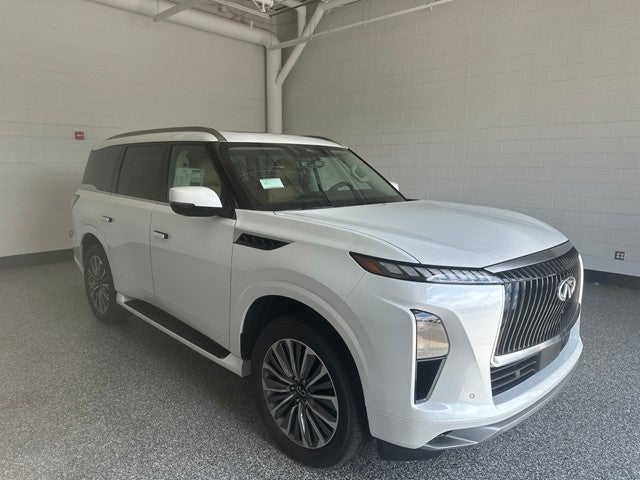 2027 INFINITI QX80 LUXE