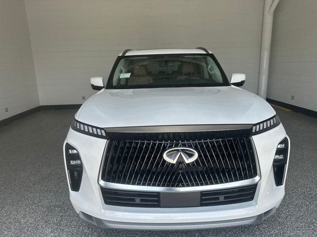 2027 INFINITI QX80 LUXE