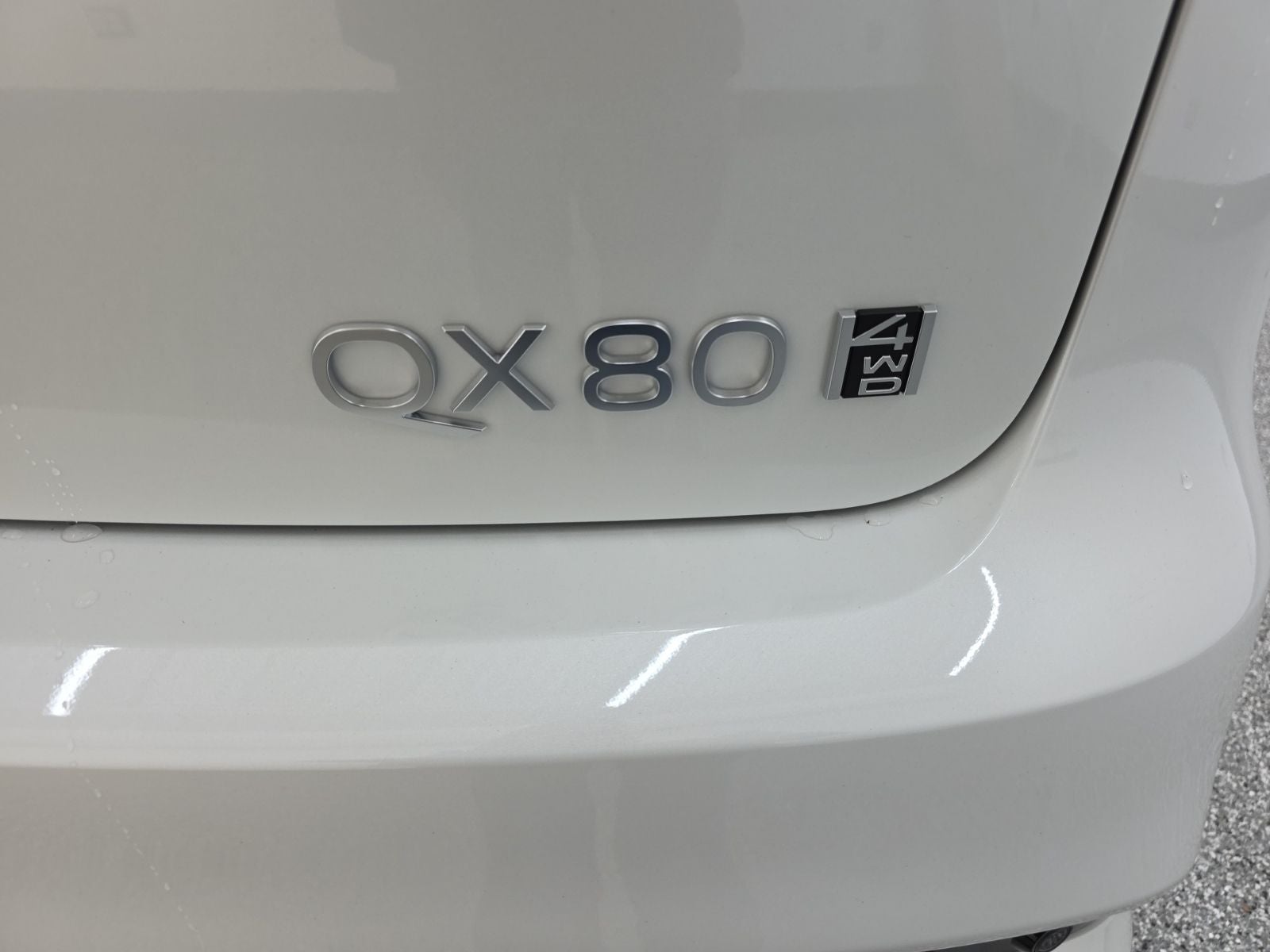 2026 INFINITI QX80 LUXE