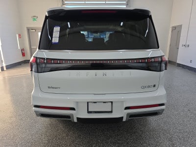 2026 INFINITI QX80 LUXE