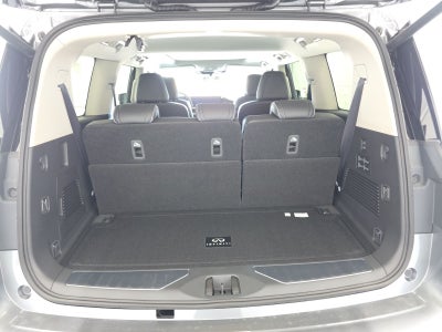 2026 INFINITI QX80 LUXE