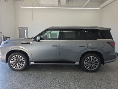 2026 INFINITI QX80 LUXE