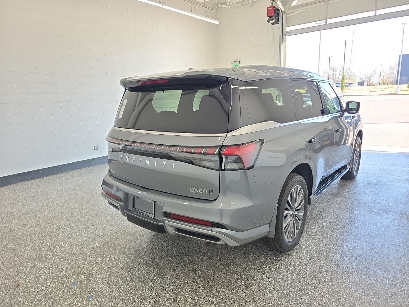 2026 INFINITI QX80 LUXE