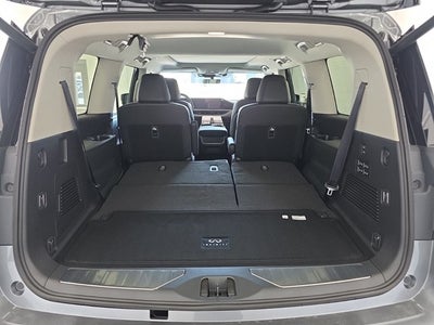 2026 INFINITI QX80 LUXE