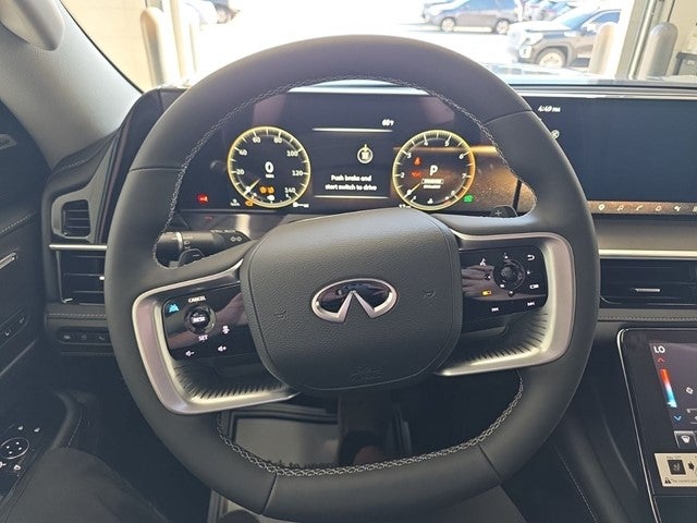 2026 INFINITI QX80 LUXE