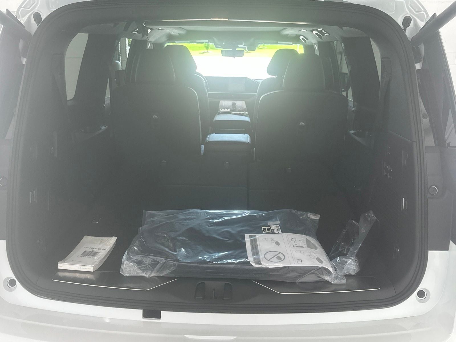 2027 INFINITI QX80 AUTOGRAPH