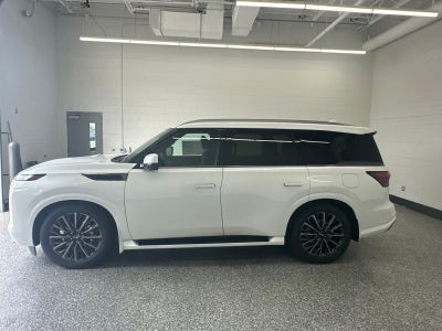 2027 INFINITI QX80 AUTOGRAPH