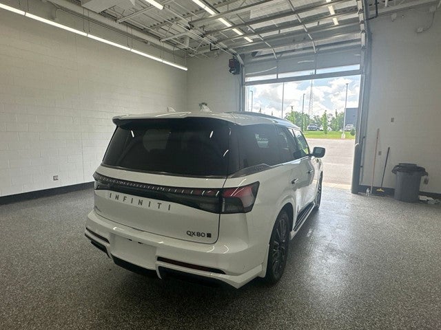 2027 INFINITI QX80 AUTOGRAPH