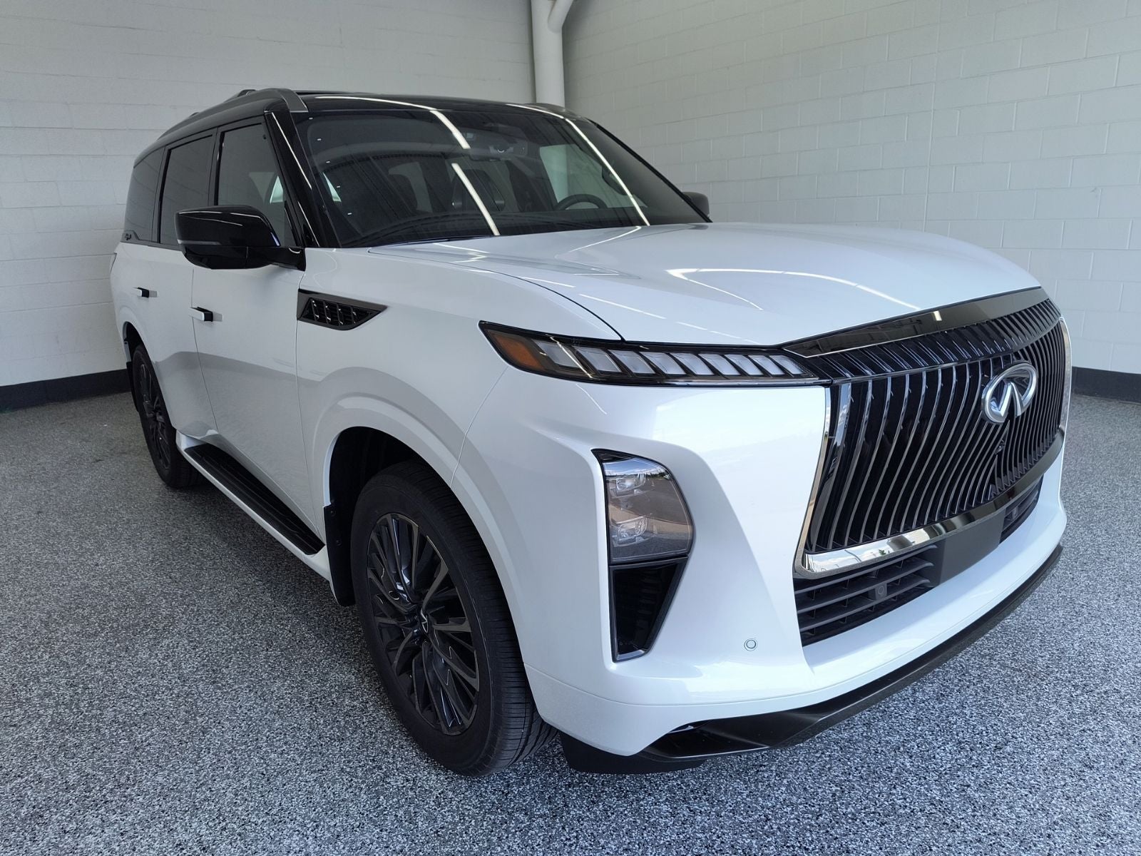 2027 INFINITI QX80 AUTOGRAPH