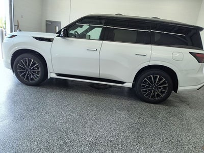 2027 INFINITI QX80 AUTOGRAPH