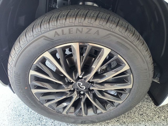 2027 INFINITI QX80 AUTOGRAPH