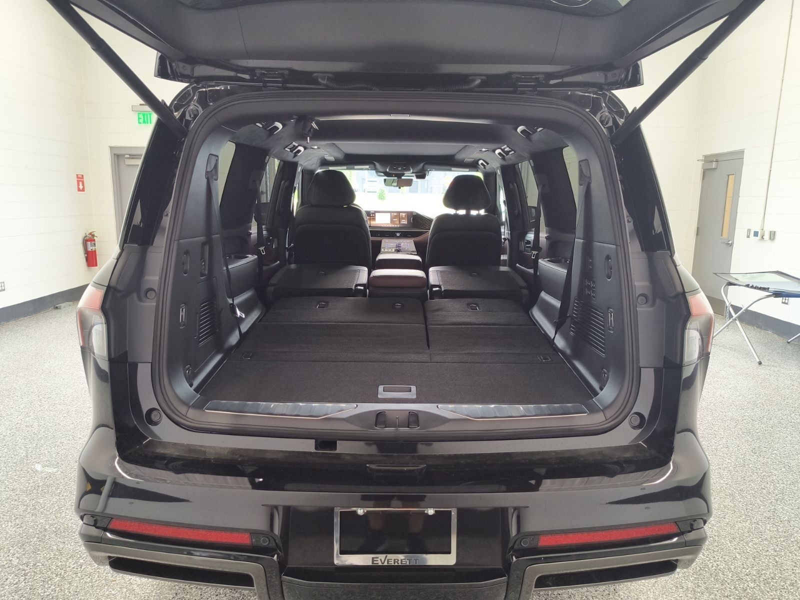 2027 INFINITI QX80 AUTOGRAPH