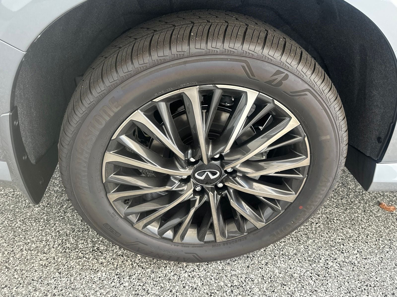 2027 INFINITI QX80 AUTOGRAPH