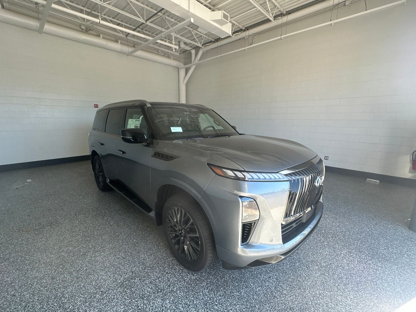 2027 INFINITI QX80 AUTOGRAPH