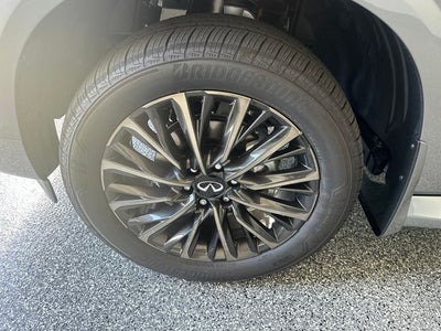 2027 INFINITI QX80 AUTOGRAPH