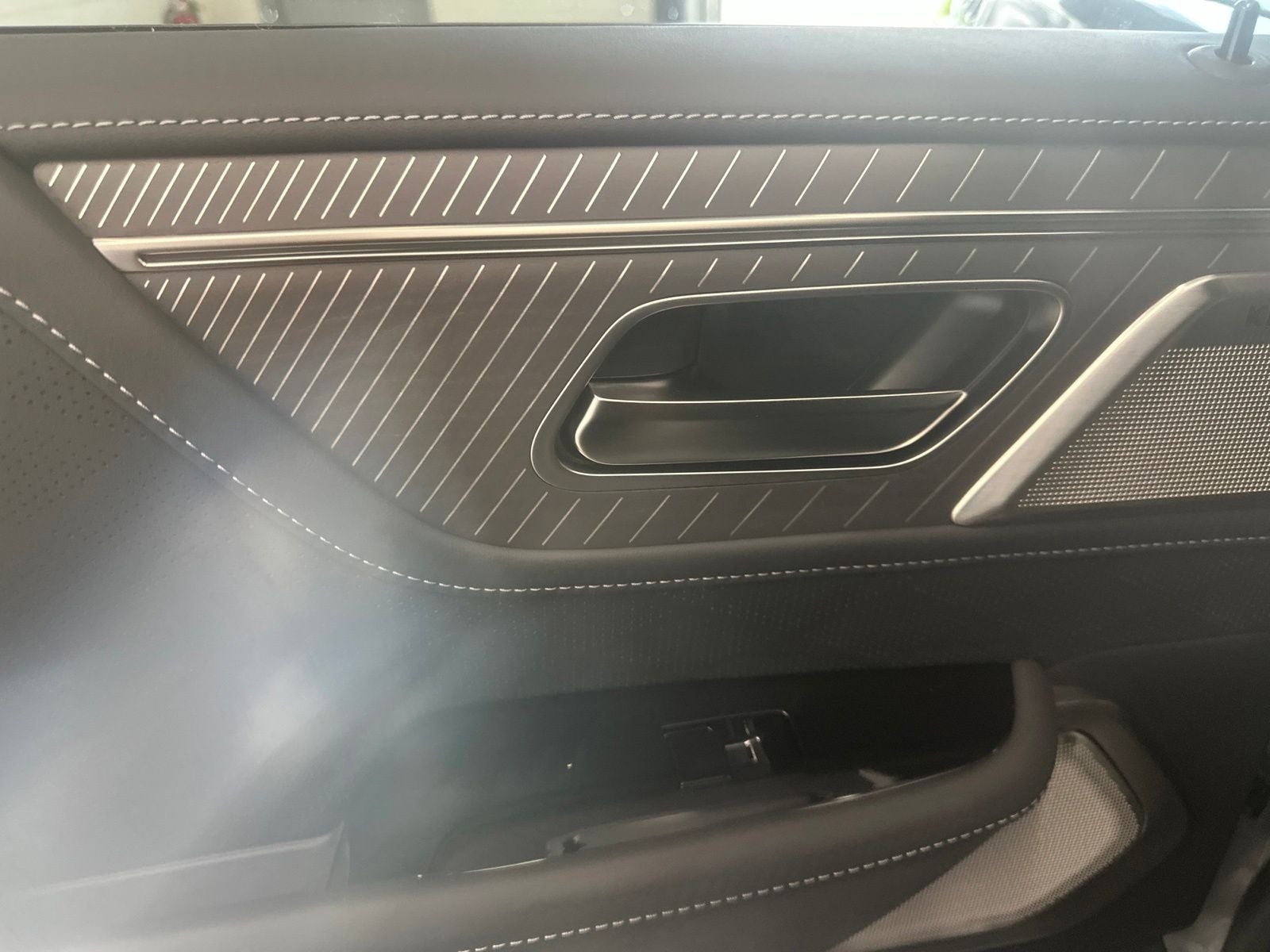 2027 INFINITI QX80 AUTOGRAPH