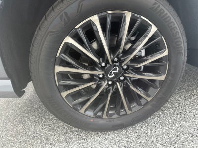 2027 INFINITI QX80 AUTOGRAPH