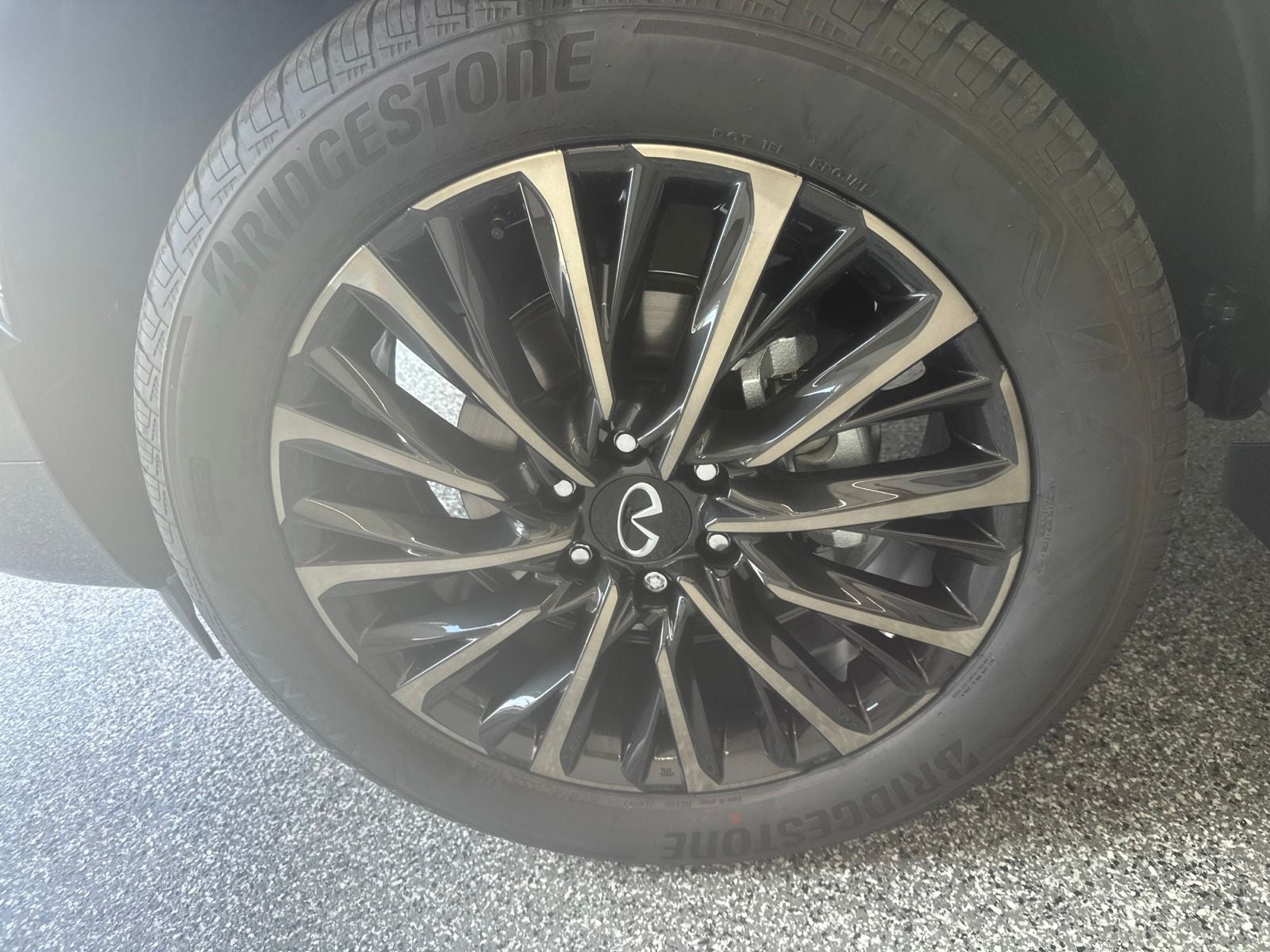 2027 INFINITI QX80 AUTOGRAPH