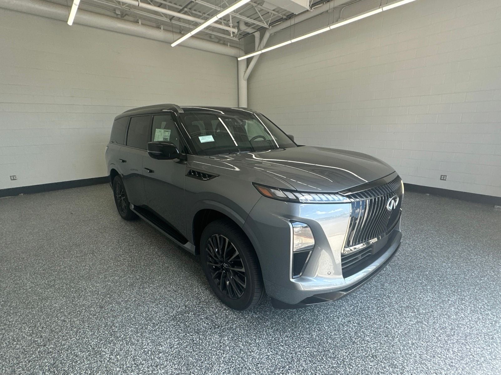 2027 INFINITI QX80 AUTOGRAPH