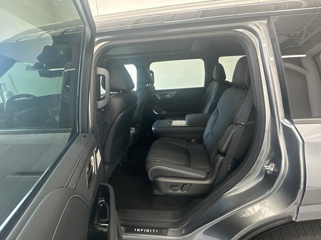 2027 INFINITI QX80 AUTOGRAPH