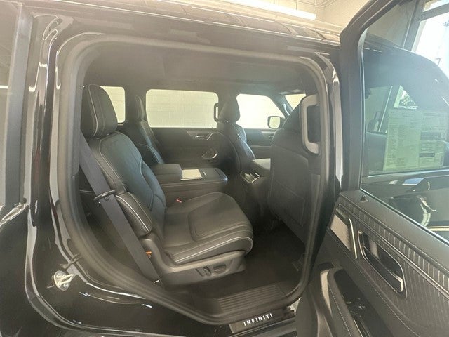 2027 INFINITI QX80 AUTOGRAPH